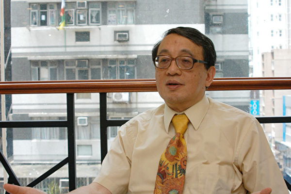 北京不見民主党, 所以董建華也排斥民主党<br /><figcaption class=