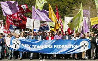 澳洲三省万名公立学校教师举行大罢工