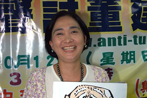 劉慧卿說,有市民稱怕被政府秋後算帳,所以不參加周日的倒董集會。(攝影:香港大紀元記者) 劉慧卿說,有市民稱怕被政府秋後算帳,所以不參加周日的倒董集會。(攝影:香港大紀元記者)