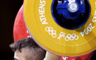 土耳其舉重名將穆特魯奪男子５６公斤級金牌