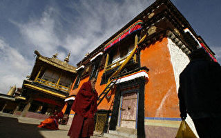 青海藏民按传统过年 抵制汉化影响