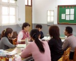 台灣台東高中教師舉辦九評座談會