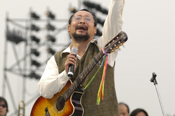 陳明章以台灣歌謠組曲唱出美麗的台灣心聲。(大紀元) 陳明章以台灣歌謠組曲唱出美麗的台灣心聲。(大紀元)