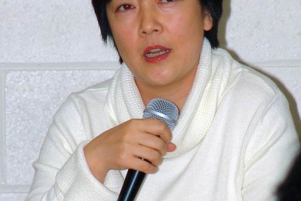 曾錚女士發自肺腑的敘述平和而深沉觸動著每一個人的內心。(大紀元) 曾錚女士發自肺腑的敘述平和而深沉觸動著每一個人的內心。(大紀元)