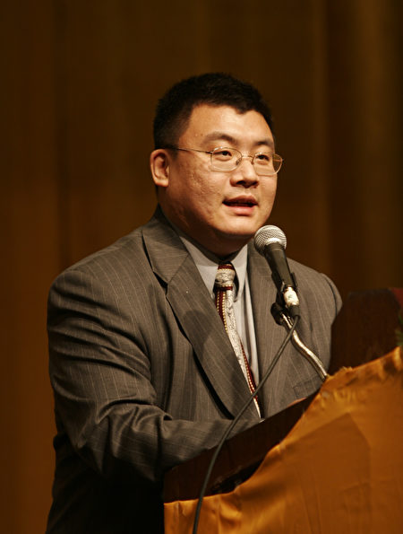 澳洲中华文化艺术基金会会长戴东尼 澳洲中华文化艺术基金会会长戴东尼