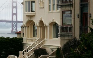舊金山灣豪宅房價飆升 每棟平均270萬美元