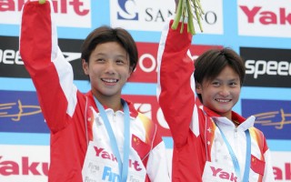 世界游泳锦标赛　中国摘两金