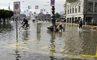 中东欧百年特大洪灾 干旱天气60年罕见