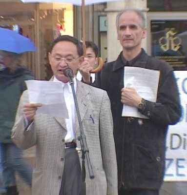民主中国阵线主席费良勇指出:不仅13亿中国人遭到中共绑匪的绑架,美国、欧洲和全球人民都遭到中共的绑架(大纪元) 民主中国阵线主席费良勇指出:不仅13亿中国人遭到中共绑匪的绑架,美国、欧洲和全球人民都遭到中共的绑架(大纪元)