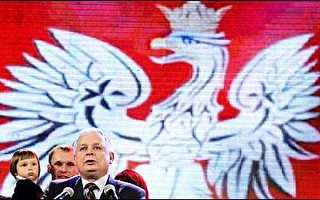 波兰大选右派获胜 卡辛斯基当选总统