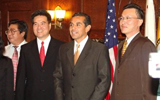 洛杉磯市長圓桌會議與亞裔媒體暢談