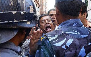 尼泊尔再爆冲突　三十三名警员和叛军丧生