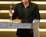 周杰倫獲得香港最佳新人金像獎