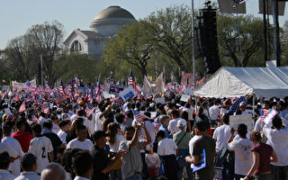 组图﹕华府游行集会 争取移民权益