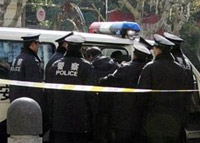 維權律師鄭恩寵抗議警方騷擾