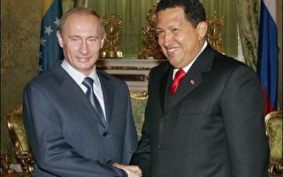 委内瑞拉总统查维斯与俄罗斯敲定军火合约