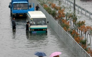 組圖：北京暴雨航空交通癱瘓