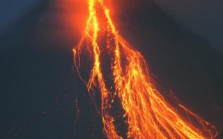 菲律宾马荣火山进入“最危险阶段”