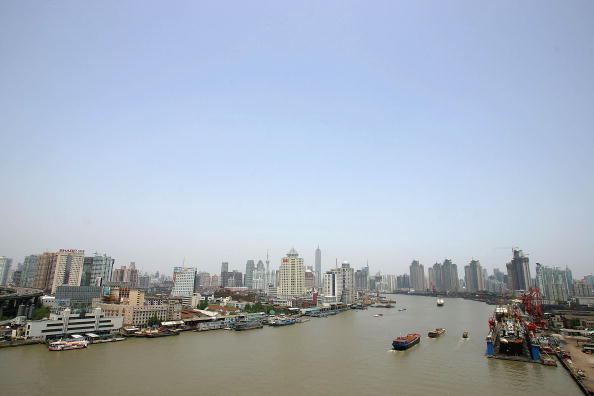 上海疫情失控 研究：封城将重挫中国GDP增长