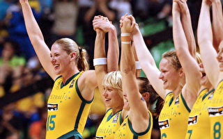 澳洲战胜俄罗斯  首获世界女篮冠军