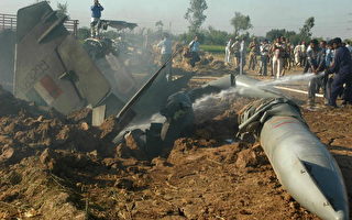 印度一架米格29坠毁 飞行员跳伞获救