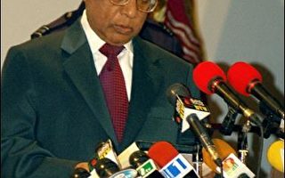 孟加拉總統宣誓就任臨時政府領導人
