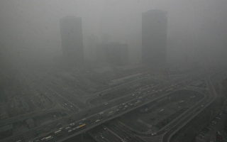 图文：雾锁北京