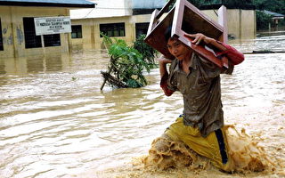 印尼大馬水災 近70死20萬人撤離