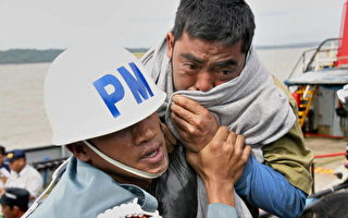 印尼沉沒渡輪 再救起28名生還者