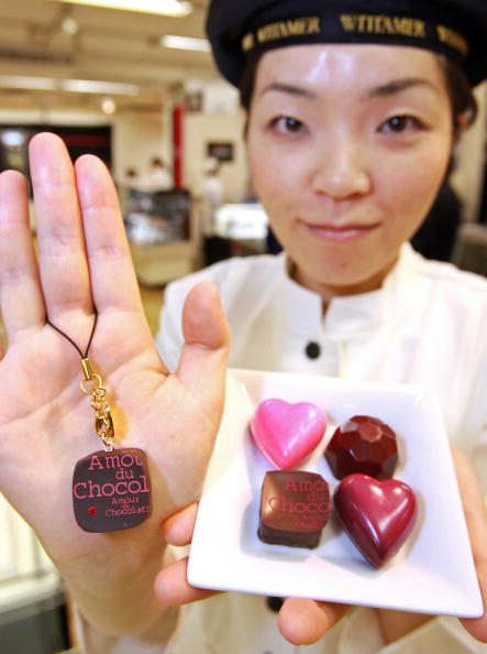 研究表明，巧克力中含有的可可粉能改善血管內皮功能。(Photo credit should read
            YOSHIKAZU TSUNO/AFP/Getty Images)