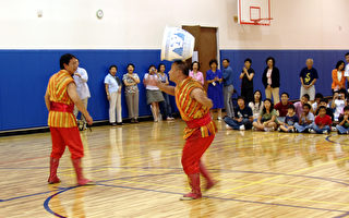 图片新闻﹕ 马戏团为文化中心夏令营青少年表演