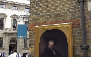 模仿林布兰特自画像  卖258万英镑