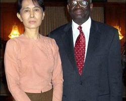 聯合國特使會見緬甸民運領袖翁山蘇姬