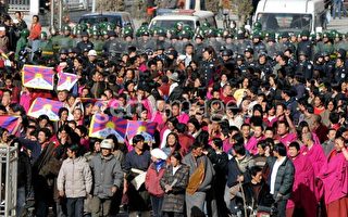 西藏流亡政府：百名示威者遭杀害