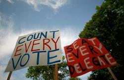 希拉蕊負嵎頑抗  爭取將佛密二州代表票計入