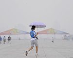 组图：奥运倒数前的北京天空