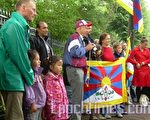 丹麥：藏人支持者奧運日剃髮抗議