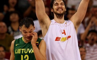 男籃半決賽西班牙內線轟垮立陶宛