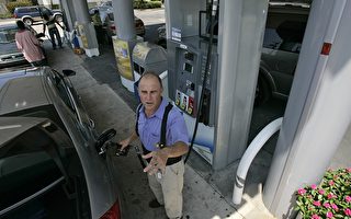 飓风古斯塔夫逼近 油价应声上涨