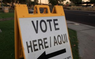 移民积极参与美国选举