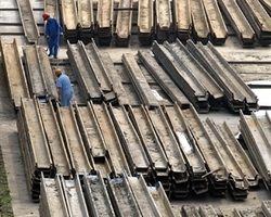 全球危機造成需求劇減  日本鋼鐵產量創新低