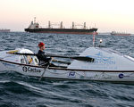 英国23岁女子挑战单人划桨横渡印度洋