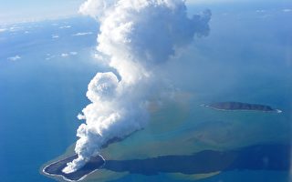 組圖：湯加海底火山爆發 火山灰直衝雲霄