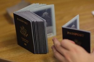 提醒:六月起 任何路徑入美需持護照