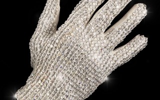 迈克尔‧杰克逊水晶手套5.76万澳元成交