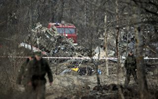 波蘭總統座機墜毀 大小碎塊遍地