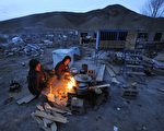 中国过渡政府总统号召灾民自救  逃离藏灾区
