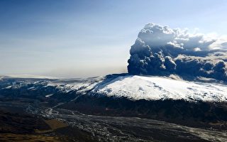 组图：冰岛火山更加活跃 无减弱迹象