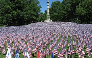 波士顿2万国旗找回美国国殇日的真谛
