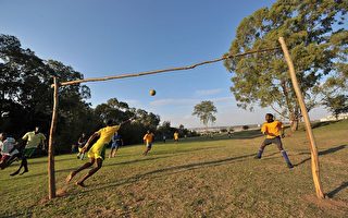 組圖：南非掀起足球熱